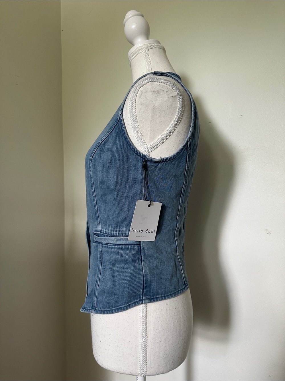 NWT BELLA DAHL Denim Medium Wash Western Boho Festival Summer Button Vest XS - Picture 4 of 8